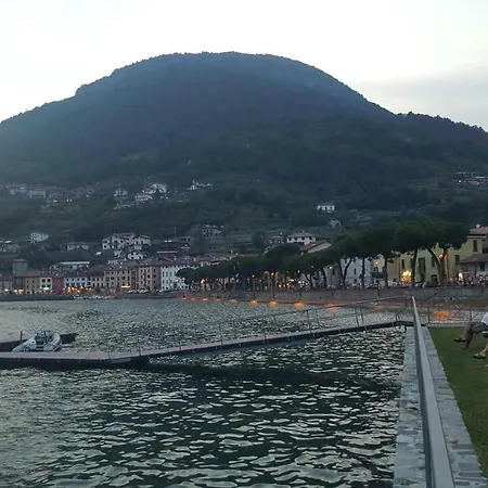 Giglio Il Maniero Domaso